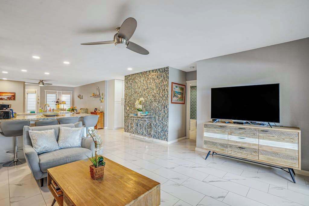 August Sale - Walk To Poipu Beach From A Luxury Upgraded Condo With Pool - Kauai, HI