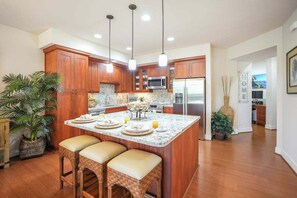 Coffee/tea maker, fridge, microwave, oven - Sunset-Vista Poipu Condo with AC, Lanai, W/D & Onsite Pool (Koloa)