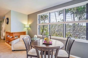 Dining - Charming Koloa Condo with Shared Pool, Hot Tub, WiFi & W/D (Koloa)