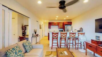 TV, DVD player, offices