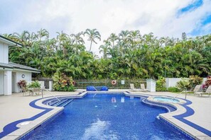 Pool - Unwind Poolside Steps from Princeville Golf (Princeville)