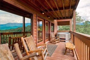House, Multiple Beds (Luxury Lookout) | Terrace/patio - Luxury Lookout (Gatlinburg)