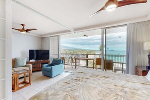Iron/ironing board, WiFi, bed sheets - Beachfront Kihei Condo with Private W/D & WiFi Close to Beaches (Kihei)