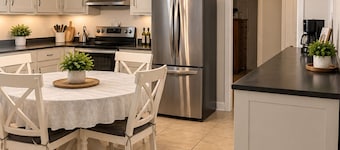 Charming 3-bedroom house in Brownsville with cool AC breeze