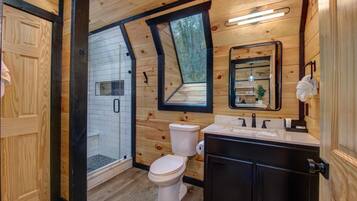 Huis, 1 queensize bed (My Tennessee A-Frame) | Badkamer