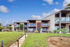 Exterior - Bring the Dog to a Kihei Condo with Pool & Tennis (Kihei)