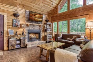 Ferienhaus, Mehrere Betten (Z - Pine Top Paradise) | Wohnbereich