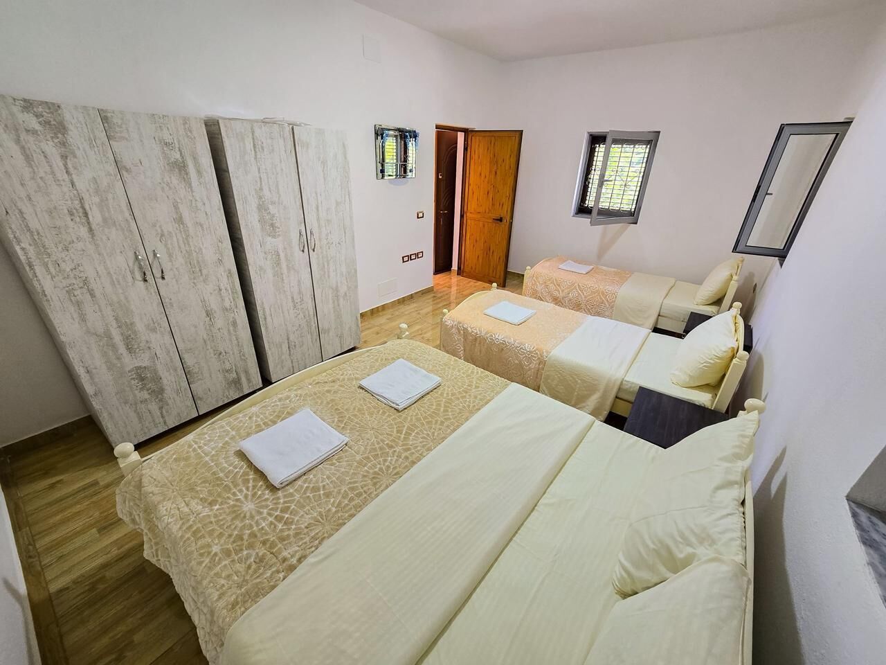 Wifi y ropa de cama