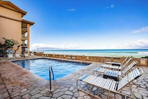 Pool - Oceanfront Lahaina Condo with Ocean Views, Balcony & Pool (Lahaina)