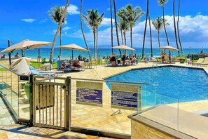 Pool - Beachfront Kihei Condo with Private W/D & WiFi - Beaches Beyond (Kihei)