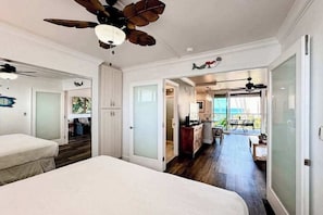Iron/ironing board, WiFi, bed sheets - Ocean-View Lahaina Gem, a Walk to the Swimming Beach (Lahaina)