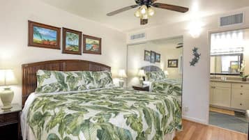 Desk, iron/ironing board, WiFi, bed sheets