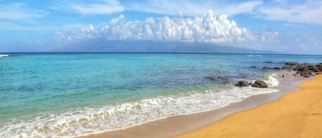 Nær stranden