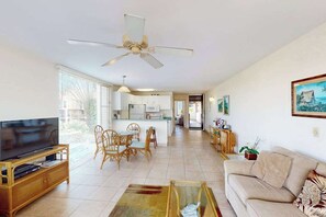 TV, DVD player, offices - Snorkel & Surf from a Cool Kihei Pool Condo (Kihei)