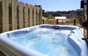 Ferienhaus, Mehrere Betten (Sunshine and Whiskey) | Außen-Whirlpool