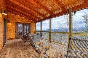 House, Multiple Beds (Z - Sweet Mimosa Lodge) | Outdoor dining - Z - Sweet Mimosa Lodge (Sevierville)