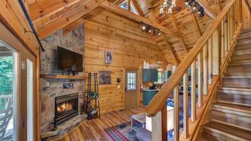 House, Multiple Beds (Sunrise Pointe) | Living area