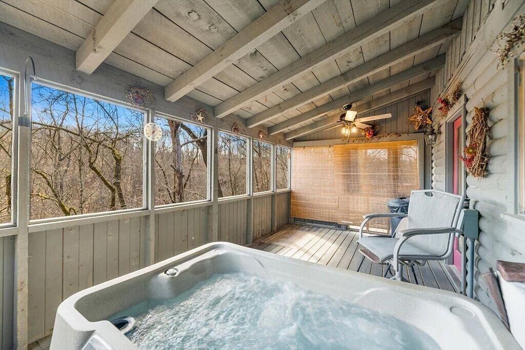 House, 1 King Bed (The Jarratt House) | Terrace/patio
