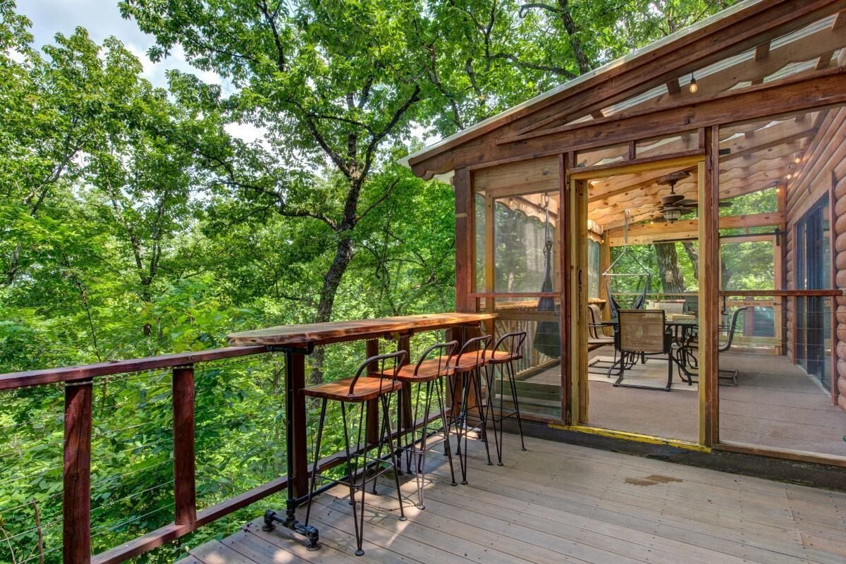 House, Multiple Beds (Z - Treehouse Overlook) | Outdoor dining