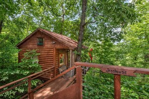 Ferienhaus, Mehrere Betten (Z - Treehouse Overlook) | Außenbereich