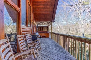 Ferienhaus, Mehrere Betten (Twin Mountain) | Terrasse/Patio