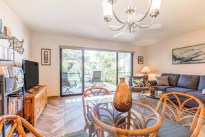 TV, stereo - Quiet Kihei Condo with Lanai, Pools & Hot Tubs Near the Beach (Kihei)