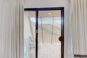 Interior - Tropical-View Kihei Condo with Pools, Hot Tub, AC & Tennis (Kihei)