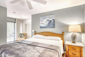 Iron/ironing board, WiFi, bed sheets - Kihei Loft Condo with Fast WiFi, Pools, Hot Tubs & Tennis (Kihei)