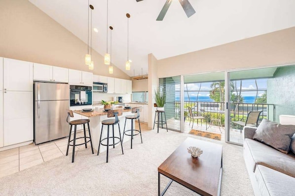 Interior - Kihei Ocean-View Condo with Pool, Lanai & Full Kitchen (Kihei)