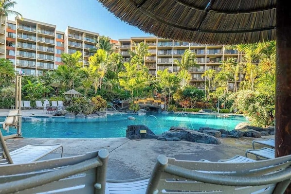 Pool - Oceanfront Lahaina Views with Direct Beach Access (Lahaina)