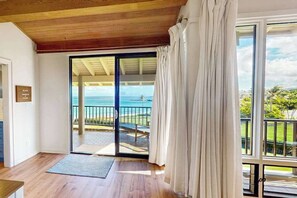 Interior - Stunning Kapalua Condo with Ocean Views, Private Lanai & Grill (Lahaina)