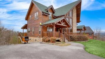 House, Multiple Beds (Whispering Pines) | Exterior