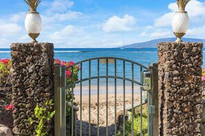 On the beach - 7th-Floor Lahaina Condo with Gorgeous Views & Beach Access (Lahaina)
