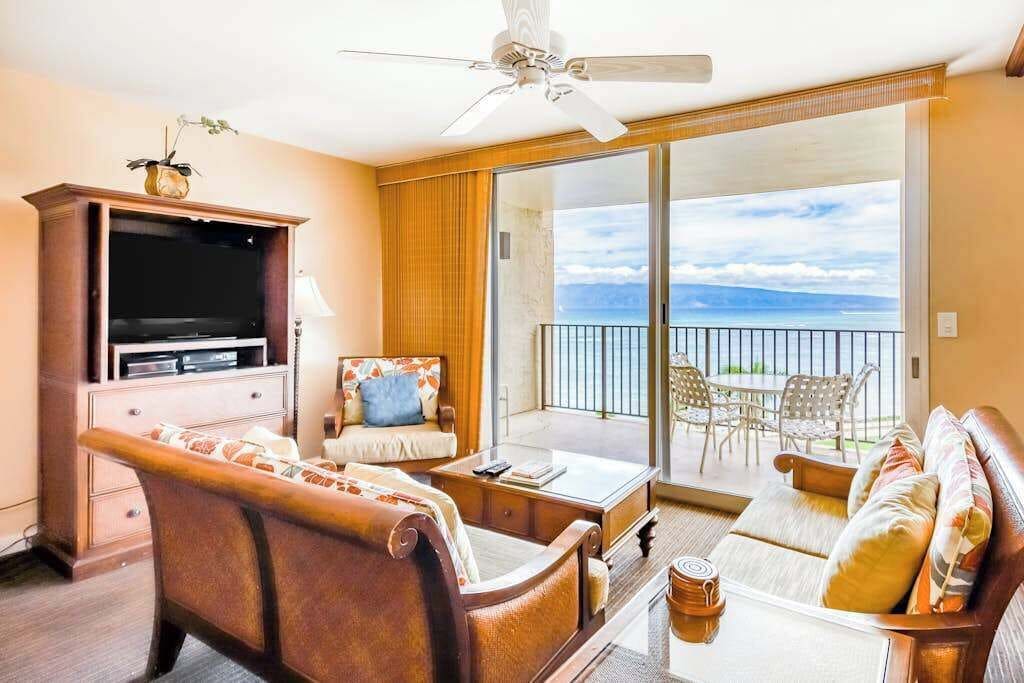TV, DVD player, offices