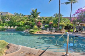 Pool - Relaxing Kihei Condo with Outdoor Pool, Hot Tub & Fast WiFi (Kihei)