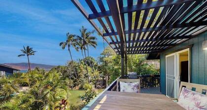 August Special! Remodeled Maui Meadows Cottage with AC, Ocean Views & Lanai