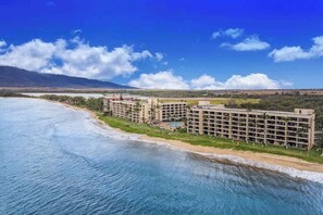 On the beach - Beachy Kihei Sugar Beach Condo with Free WiFi & AC (Kihei)