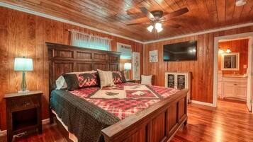 House, Multiple Beds (Gatlinburg's Cozy Rose) | 4 bedrooms