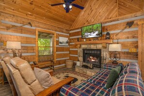House, 1 King Bed with Sofa bed (Tiny Pines) | Living area - Tiny Pines (Sevierville)