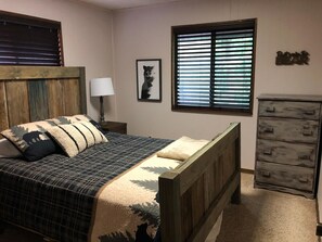 Ferienhaus, Mehrere Betten (Z - Pinecone Cottage) | 4 Schlafzimmer