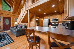 House, Multiple Beds (Mountain Sunrise) | Interior - Mountain Sunrise (Sevierville)
