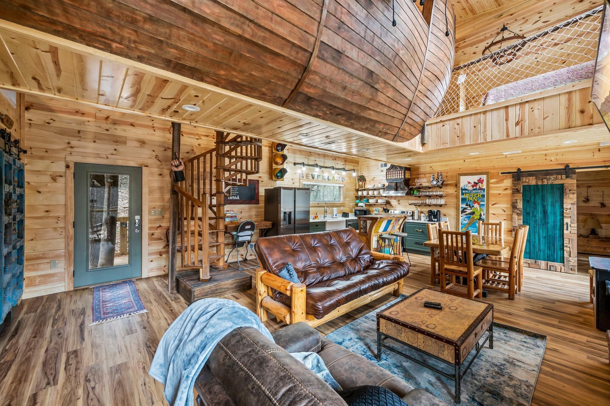 House, Multiple Beds (Neverland) | Living area