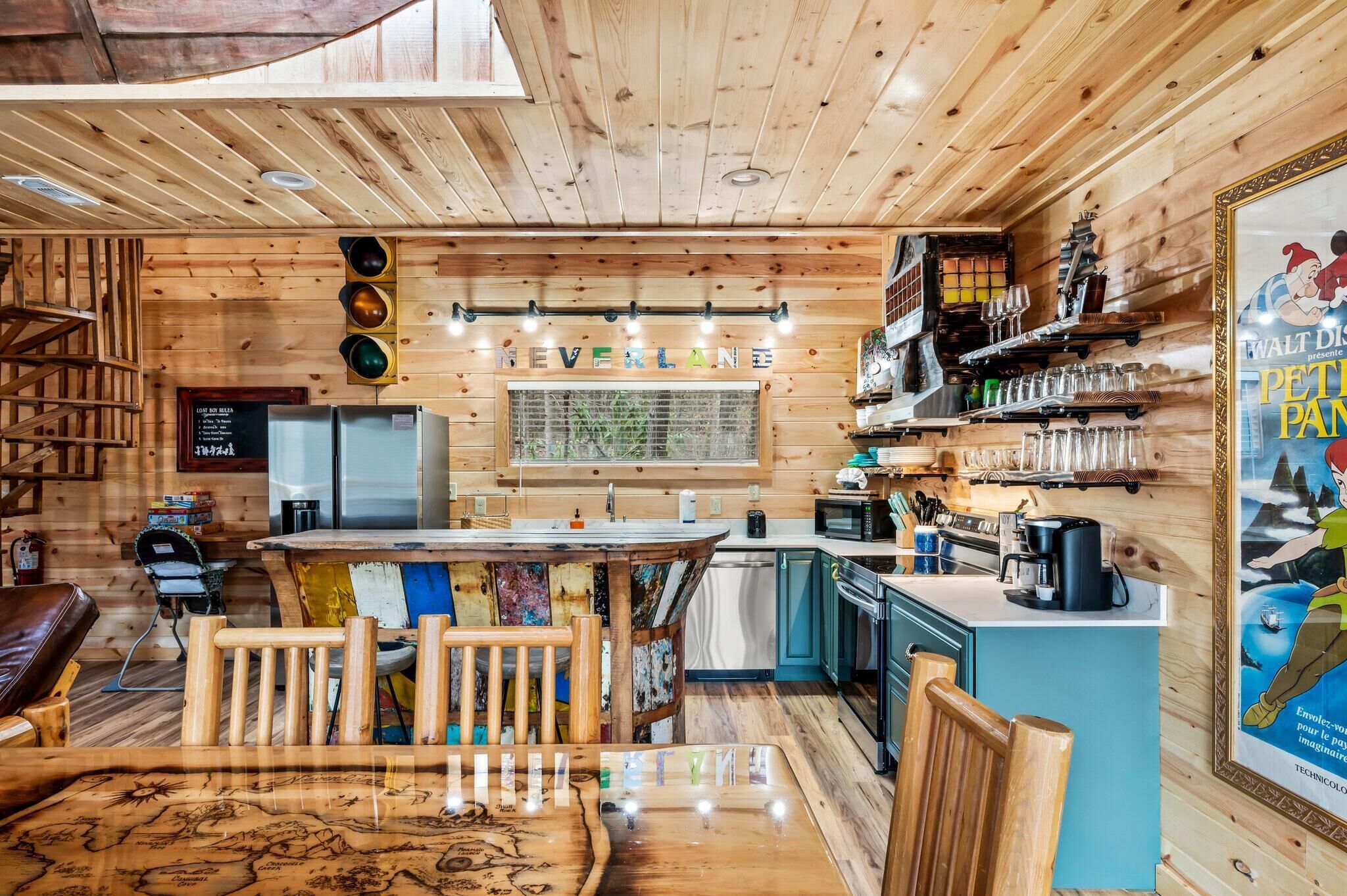 House, Multiple Beds (Neverland) | Dining