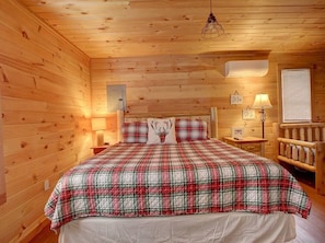 House, Multiple Beds (A Family Tradition) - A Family Tradition (Gatlinburg)