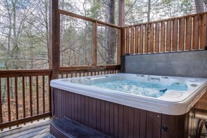 Bồn tắm spa ngoài trời