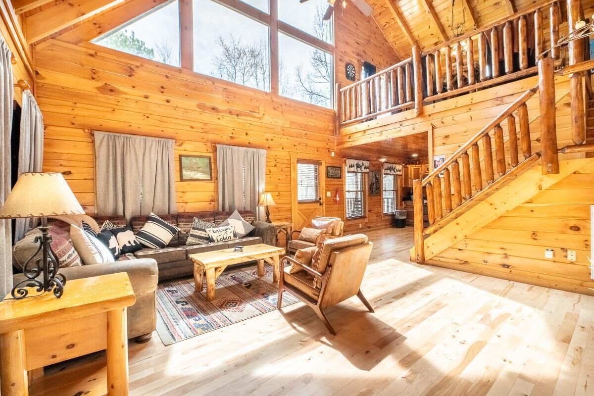 House, Multiple Beds (Smoky Mountain Vista) | Living area