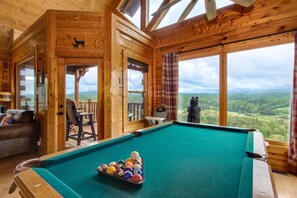 House, Multiple Beds (Edge Of Forever) | Games room - Edge Of Forever (Sevierville)