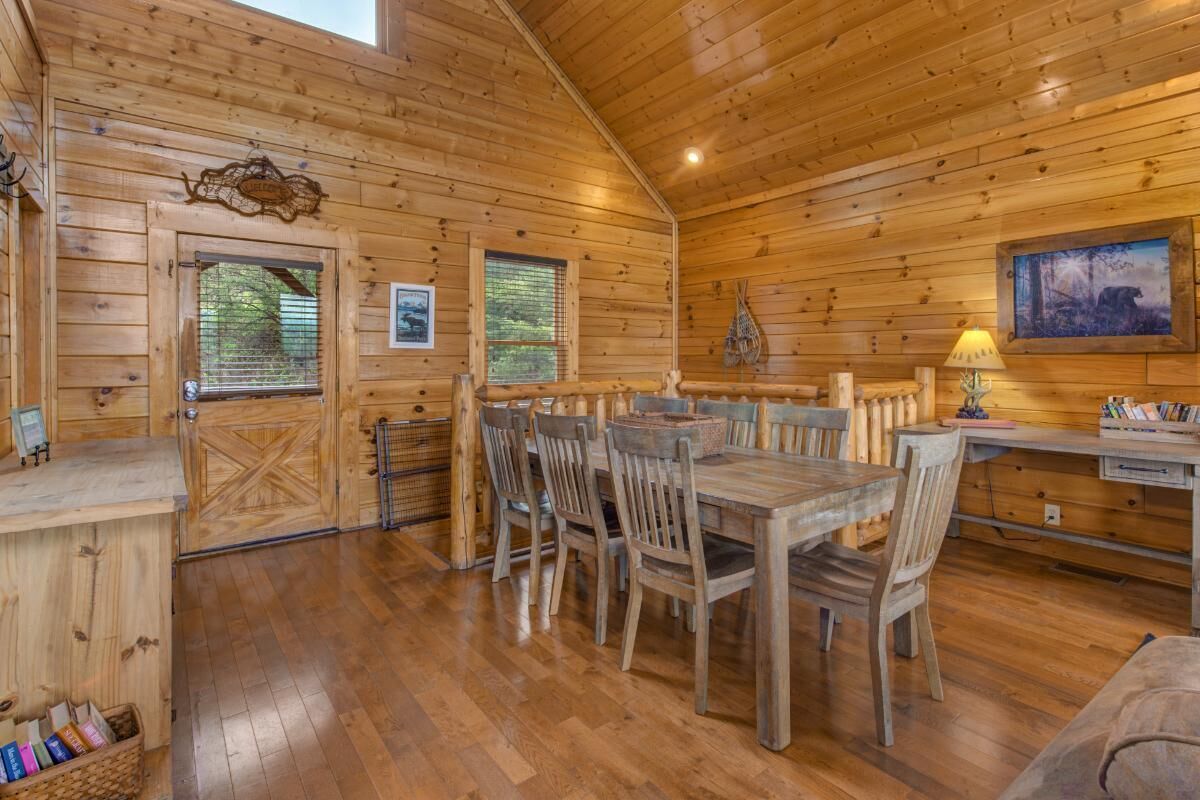 House, Multiple Beds (Edge Of Forever) | Dining