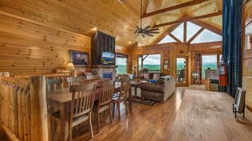 House, Multiple Beds (Edge Of Forever) | Interior