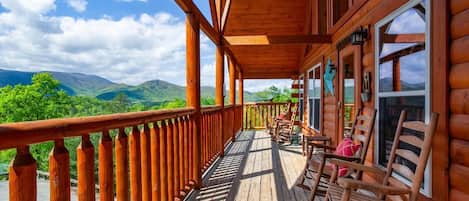 House, Multiple Beds (Poolin' Around) | Terrace/patio